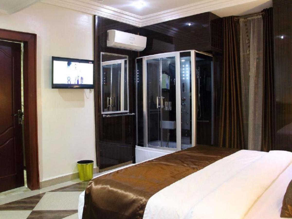 אבוג'ה E-Suite Hotel מראה חיצוני תמונה