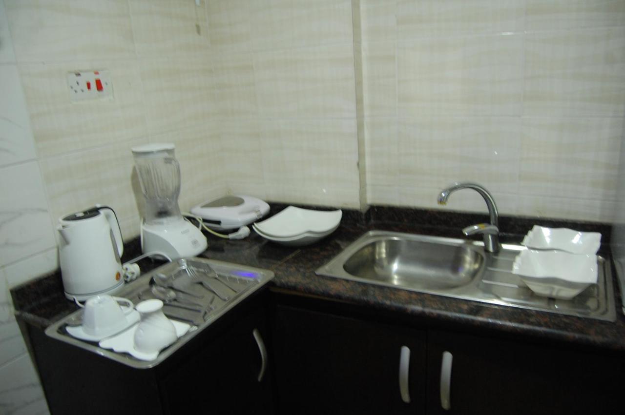 אבוג'ה E-Suite Hotel מראה חיצוני תמונה