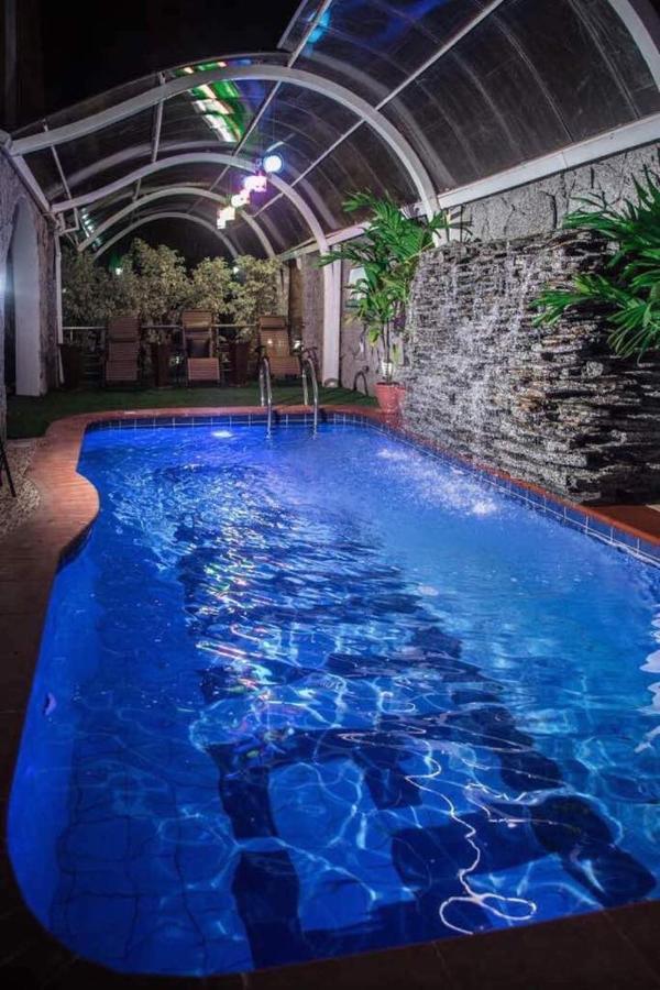 אבוג'ה E-Suite Hotel מראה חיצוני תמונה